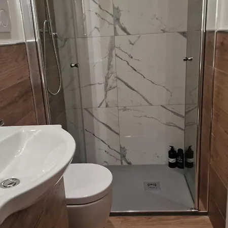 Giudei House Torri *