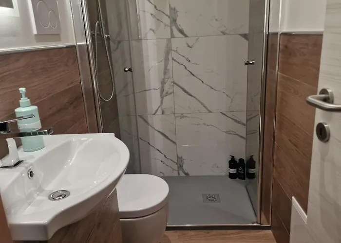 Giudei House Torri *